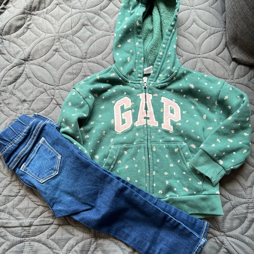 GAP Green Floral Zip Hoodie and GAP jeggings size 3T Bundle